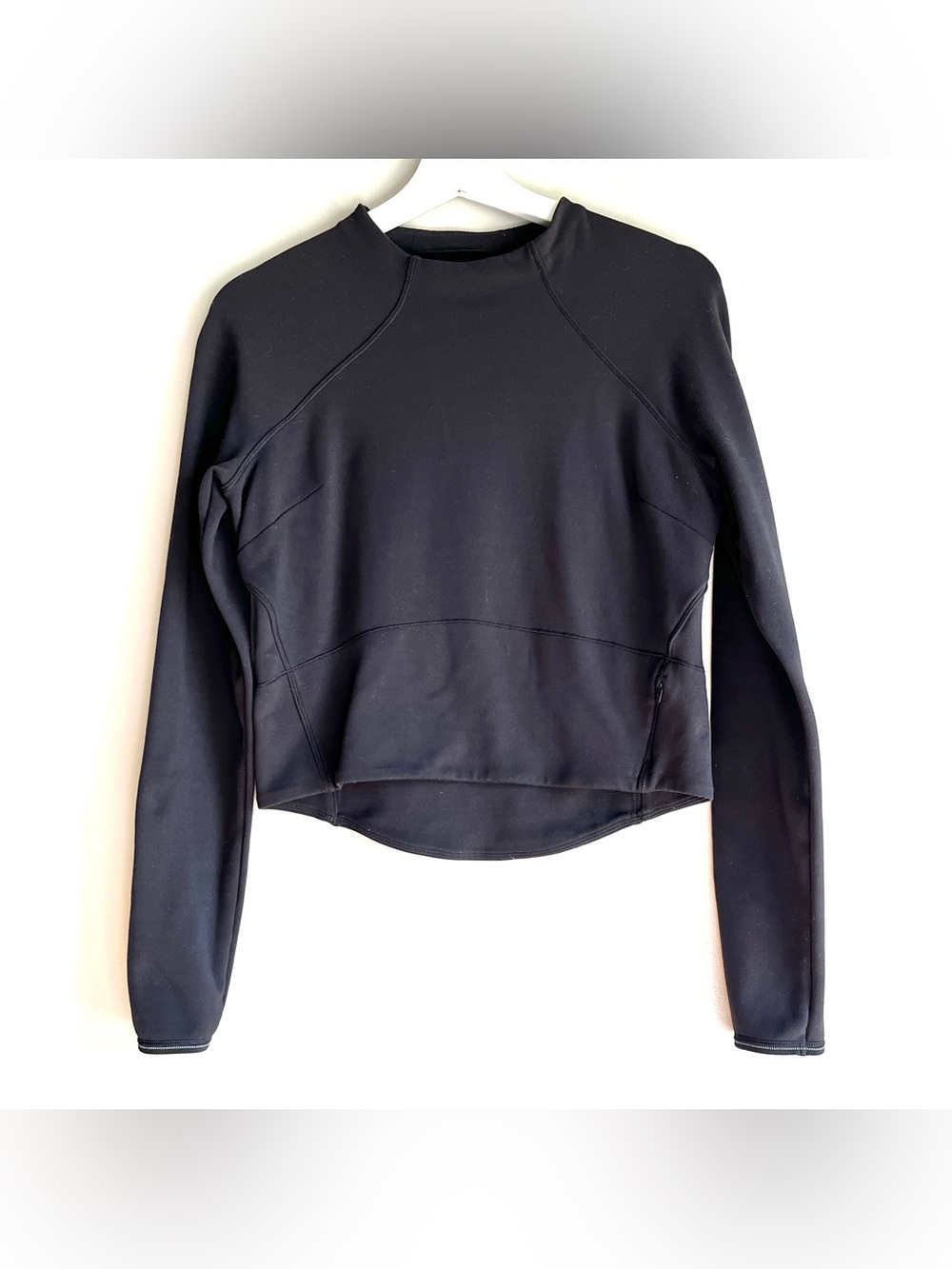 Lululemon black mock neck pullover top 6 long sleeve hill and valley stretchy